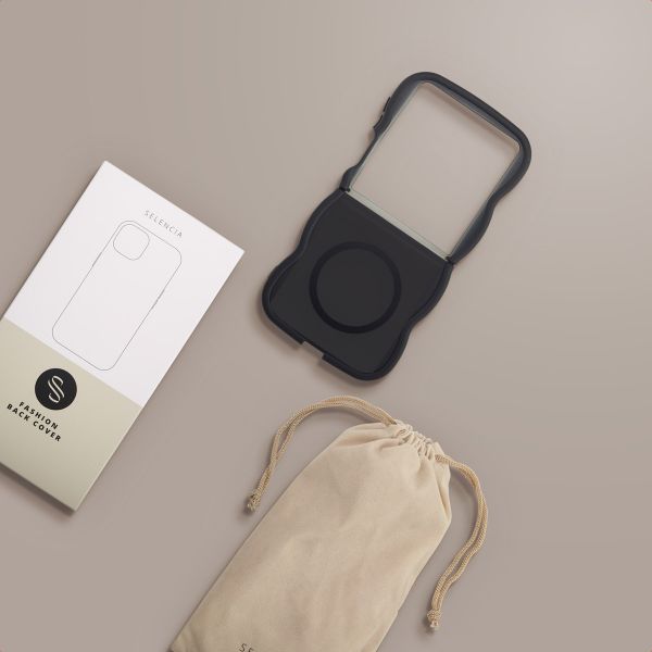 Selencia Coque arrière Wavy avec MagSafe Samsung Galaxy Z Flip 7 - Noir