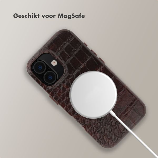 Selencia Coque arrière Croco avec MagSafe Apple iPhone 16 - Choco Brown