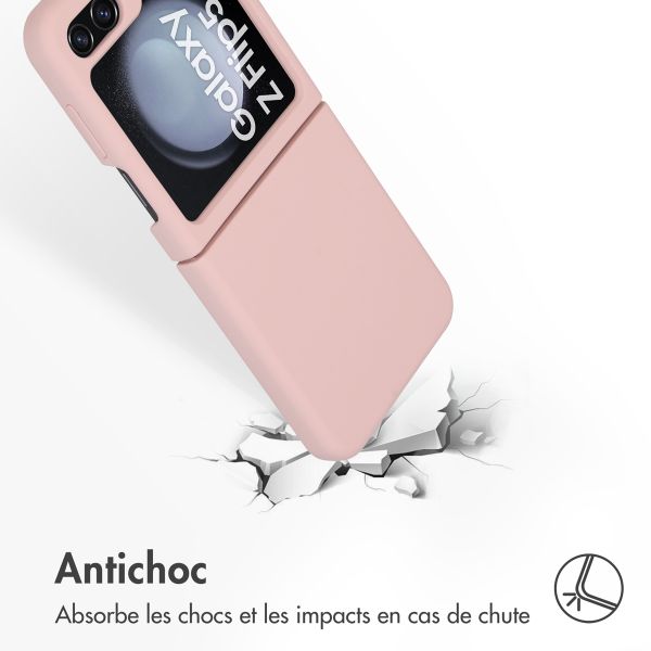 Accezz Coque Liquid Silicone Samsung Galaxy Z Flip 5 - Rose