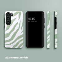 Selencia Coque arrière Vivid Tough Samsung Galaxy S23 - Colorful Zebra Sage Green