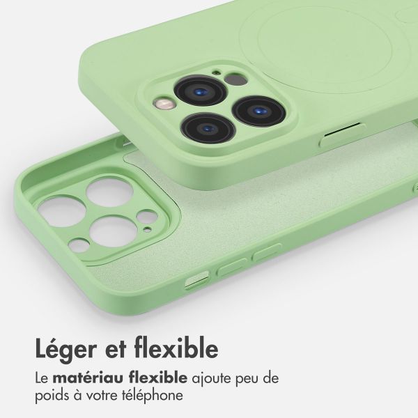 imoshion Coque Couleur avec MagSafe Apple iPhone 14 Pro - Vert