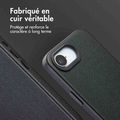 Accezz Coque arrière en cuir avec MagSafe Apple iPhone 16e - Onyx Black