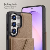 Selencia Coque de télephone Sera avec cordon et porte-cartes enveloppe Samsung Galaxy S26 Ultra - Taupe