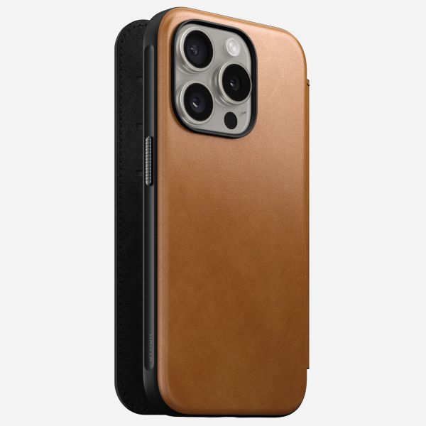 Nomad Étui de téléphone portefeuille Modern Leather Folio iPhone 15 Pro - English Tan