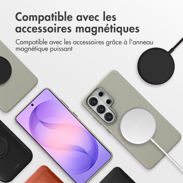 Accezz Coque arrière en cuir avec MagSafe Samsung Galaxy S26 Ultra - Light Grey
