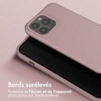 Selencia Coque silicone avec cordon amovible Apple iPhone 15 Pro Max - Sand Pink