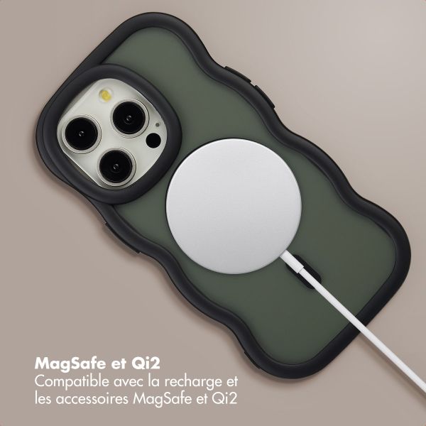 Selencia Coque arrière Wavy avec MagSafe Apple iPhone 14 Pro - Noir