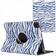 imoshion Coque tablette Design rotatif à 360° Apple iPad Pro 11 (2022 / 2021 / 2020 / 2018) - White Blue Stripes