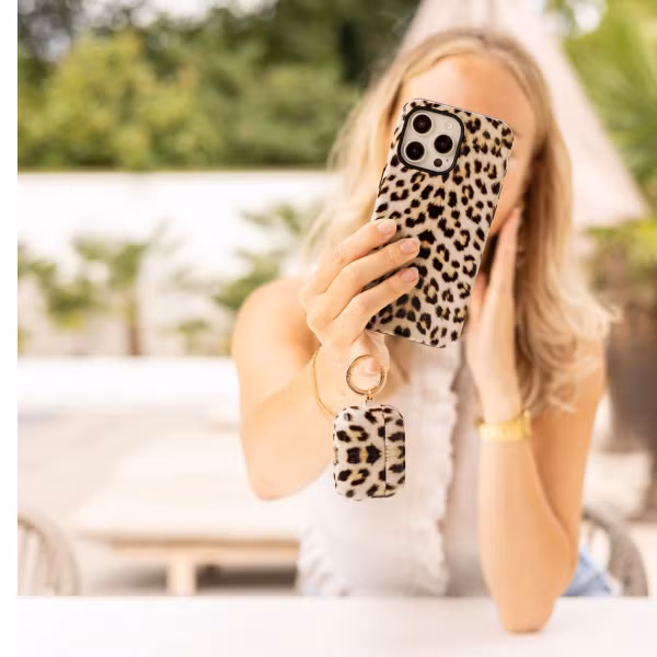 Selencia Coque arrière Vivid avec MagSafe Apple iPhone 17e / 16e - Wild Leo