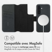 Accezz Étui de télephone portefeuille en cuir 2-en-1 avec MagSafe Samsung Galaxy S24 - Onyx Black