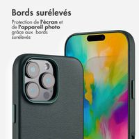 Accezz Coque arrière en cuir avec MagSafe Apple iPhone 16 Pro Max - Cedar Green