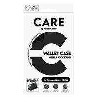 CARE by PanzerGlass Feature Wallet Case w. Kickstand avec MagSafe Samsung Galaxy A26 - Zwart