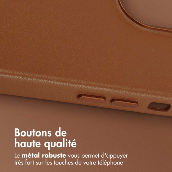 Accezz Coque arrière en cuir avec MagSafe iPhone 13 Pro - Sienna Brown