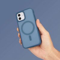 imoshion Coque Color Guard avec MagSafe Apple iPhone 12 (Pro) - Bleu foncé