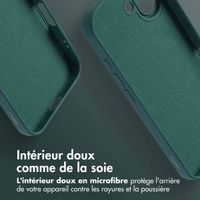 imoshion Coque Couleur avec MagSafe Apple iPhone 16 - Vert foncé
