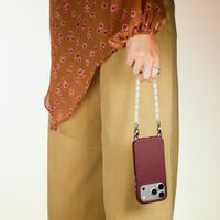 Selencia Coque arrière Rivièra avec MagSafe avec crochets amovibles iPhone 12 / 12 Pro - Bold Burgundy