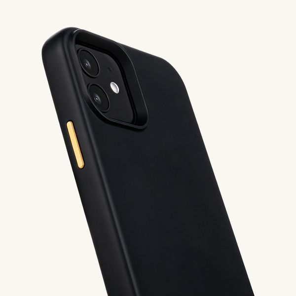Selencia Coque arrière Rivièra avec MagSafe avec crochets amovibles iPhone 12 / 12 Pro - Velvet Black