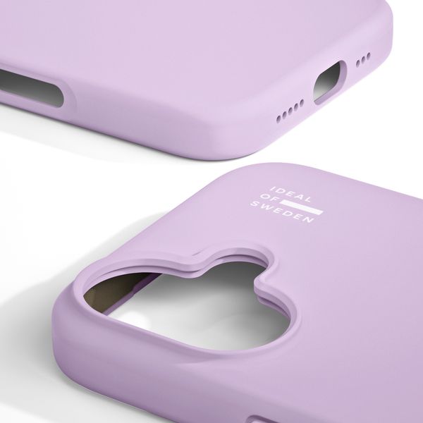 iDeal of Sweden Coque en silicone avec MagSafe Apple iPhone 16 - Lavender Milk