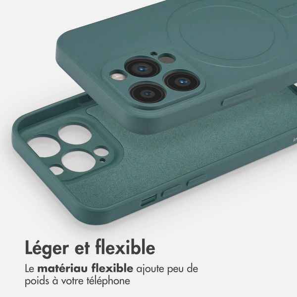 imoshion Coque Couleur avec MagSafe Apple iPhone 13 Pro - Vert foncé