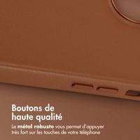 Accezz Coque arrière en cuir avec MagSafe Apple iPhone 13 - Sienna Brown