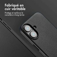 Accezz Coque arrière en cuir avec MagSafe iPhone 16 - Onyx Black