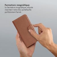 Selencia Étui portefeuille amovible Olyn avec MagSafe Samsung Galaxy A37 (5G) - Marron