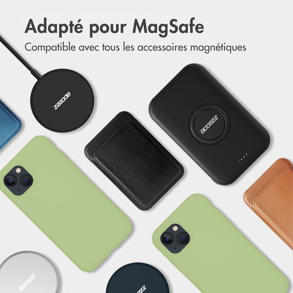 Accezz Coque Liquid Silicone avec MagSafe Apple iPhone 15 Plus - Vert
