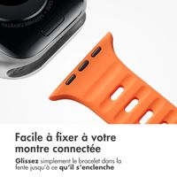 imoshion Bracelet en silicone Active Sport Apple Watch Series 1-9 / SE (38/40/41 mm) | Series 10 (42 mm) - Orange