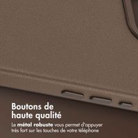 Accezz Coque arrière en cuir avec MagSafe Apple iPhone 16e - Marron café