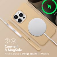 imoshion Coque arrière Color avec cordon amovible et MagSafe Apple iPhone 15 Pro Max - Nude