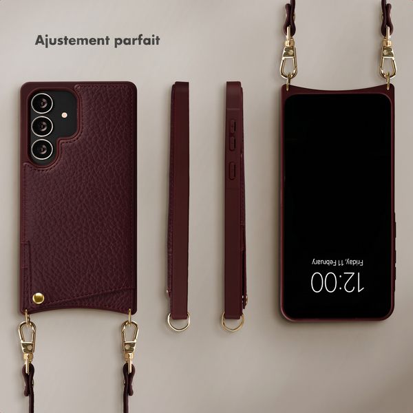 Selencia Coque de télephone Nova avec cordon et porte-cartes Samsung Galaxy S25 Ultra - Bold Burgundy