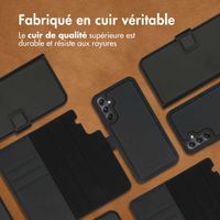 Accezz Étui de téléphone portefeuille en cuir de qualité supérieure 2 en 1 Samsung Galaxy A34 (5G) - Noir