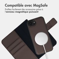 imoshion Étui portefeuille luxe 2-en-1 amovible Apple iPhone 17e / 16e - Marron