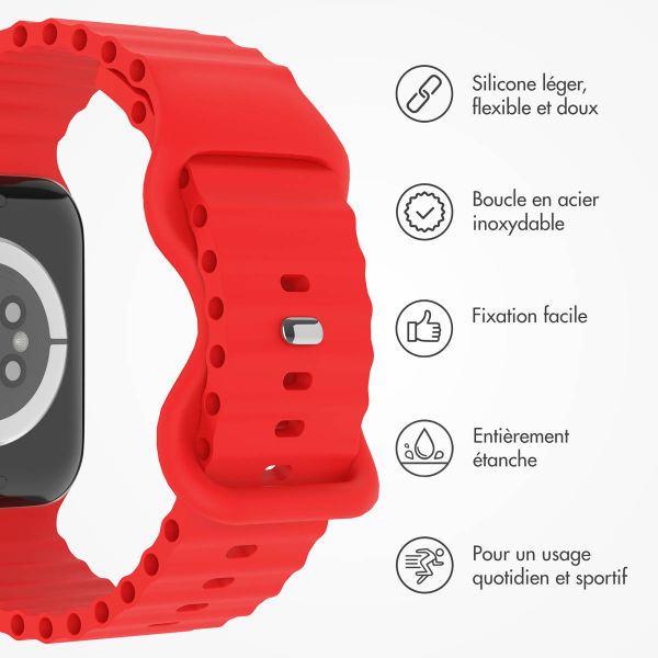 imoshion Bracelet Athletic en silicone Apple Watch Series 1 t/m 9 / SE (38/40/41 mm) | Series 10 / 11 (42 mm) - Rouge