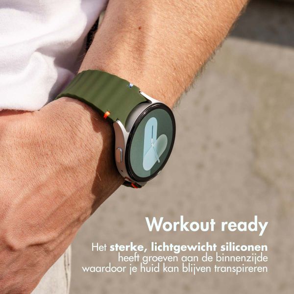imoshion Bracelet Wave en silicone Samsung Galaxy Watch 4 / 5 / 6 / 7 / FE (20 mm) - Vert foncé
