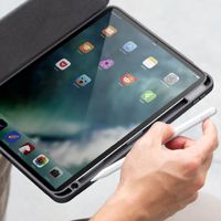 Uniq Étui Moven iPad Air 11 pouces (2024) M2 / Air 4 (2020) / Air 5 (2022) - Stone Blue