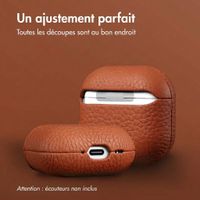 Accezz Coque en cuir véritable  Apple Airpods 4 - Cognac