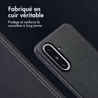 Accezz Coque arrière en cuir avec MagSafe Samsung Galaxy A36 / A56 - Onyx Black