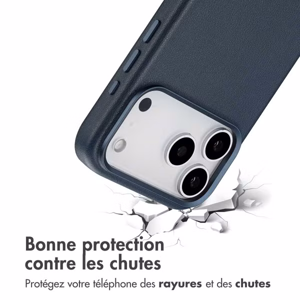 Accezz Coque arrière en cuir avec MagSafe Apple iPhone 17 Pro Max - Nightfall Blue