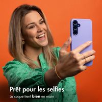 imoshion Coque Couleur Apple iPhone 15 - Tropical Violet