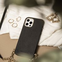 Selencia Coque Aina Serpent avec corde iPhone 12 (Pro) - Noir