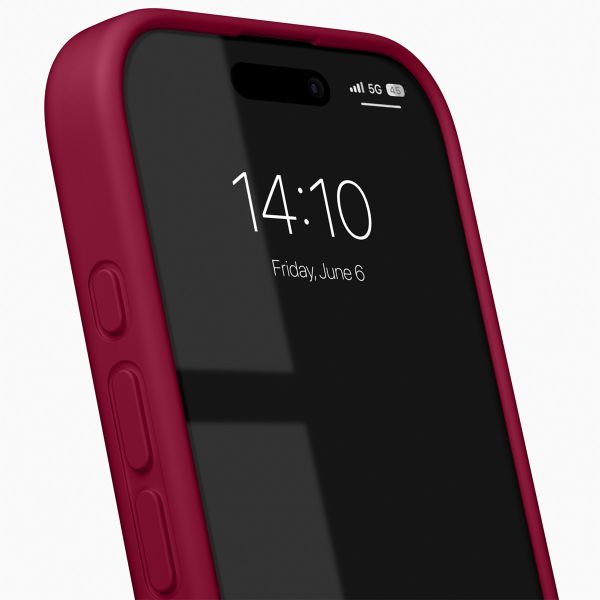 iDeal of Sweden Coque Silicone Apple iPhone 16 Pro - Cranberry