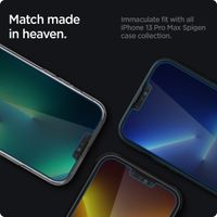 Spigen Protection d'écran en verre trempé GLAStR Privacy Applicator Apple iPhone 13 Pro Max