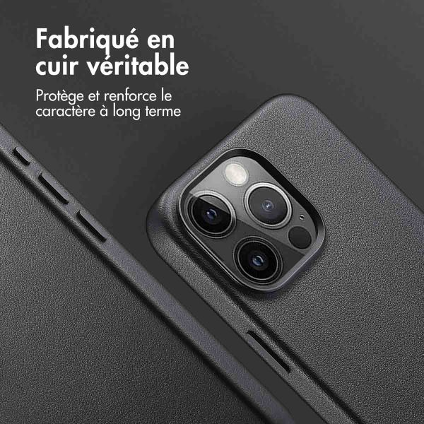 Accezz Coque arrière en cuir avec MagSafe Apple iPhone 15 Pro Max - Onyx Black