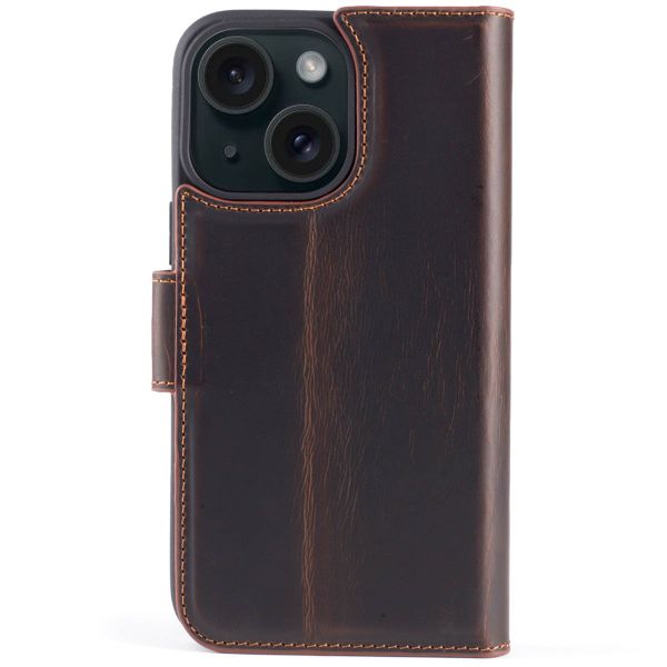 Wachikopa Étui de téléphone portefeuille Magic 2-in-1 iPhone 15 - Dark Brown