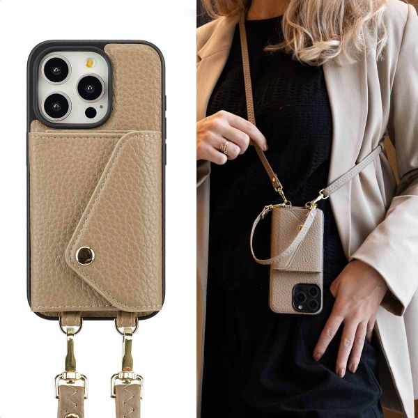 Selencia Coque à cordon avec porte-cartes enveloppe Sera iPhone 15 Pro - Beige