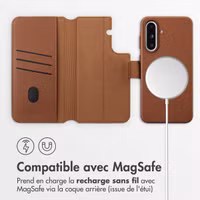 Accezz Étui de télephone portefeuille en cuir 2-en-1 avec MagSafe Samsung Galaxy A36 / A56 - Marron café