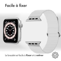imoshion Bracelet en cuir magnétique Apple Watch Series 1 t/m 9 / SE (38/40/41 mm) | Series 10 / 11 (42 mm) - Blanc