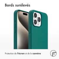 Accezz Coque Liquid Silicone avec MagSafe Apple iPhone 15 Pro Max - Forest Green