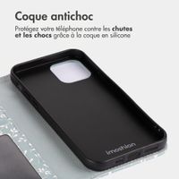 imoshion Étui de télephone portefeuille Design Apple iPhone 13 - Smoke Green Flowers